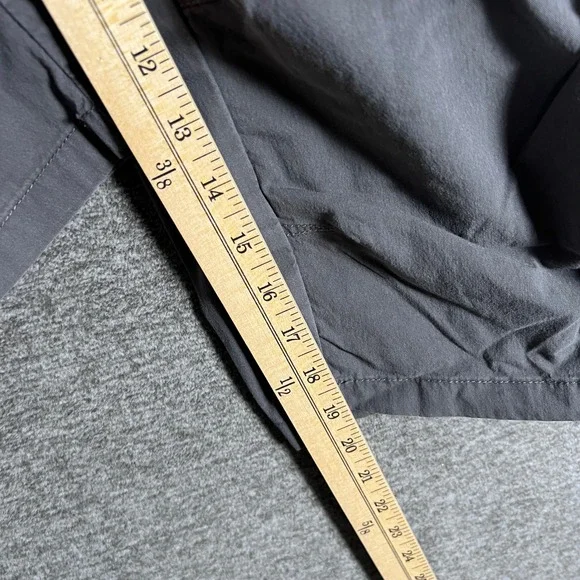 Kuhl Free Range Capri Women's Size 8 Gray Hiking Crops Pants Outdoor - Picture 3 of 9